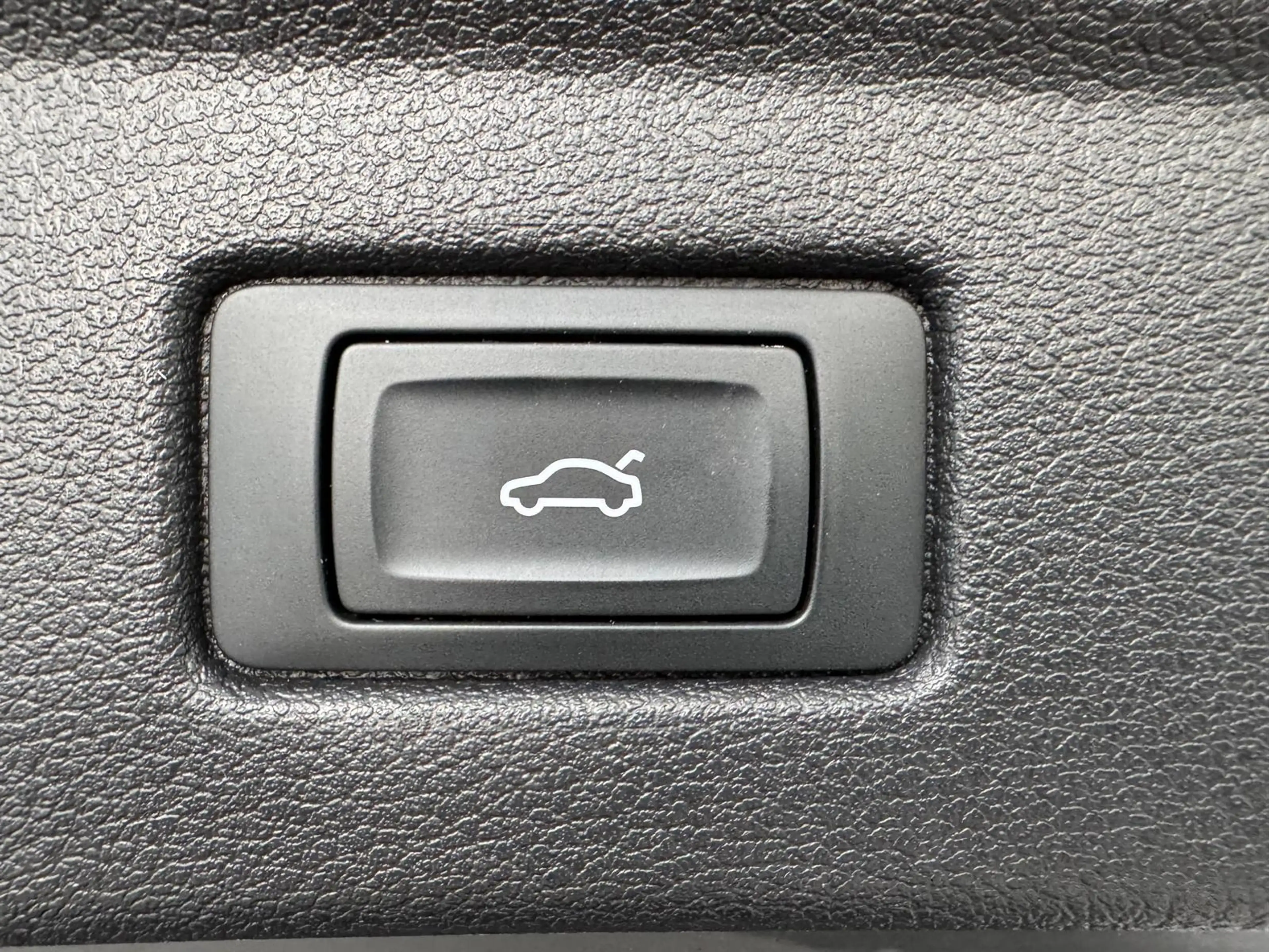 Audi A5 40TFSI S-Tronic VIRTUAL ACC KAM LED NAVI SHZG — photo 26