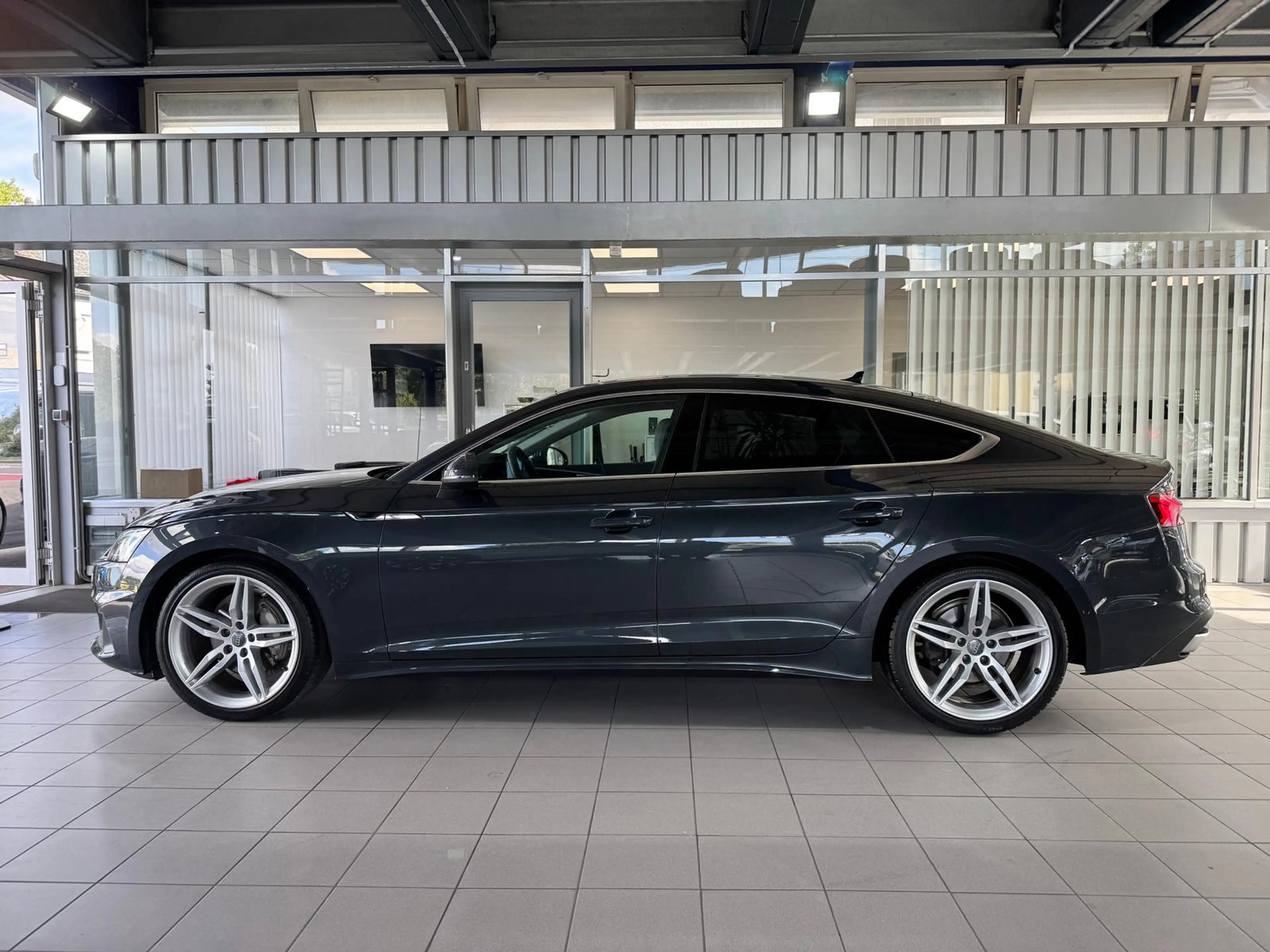 Audi A5 40TFSI S-Tronic VIRTUAL ACC KAM LED NAVI SHZG — photo 6
