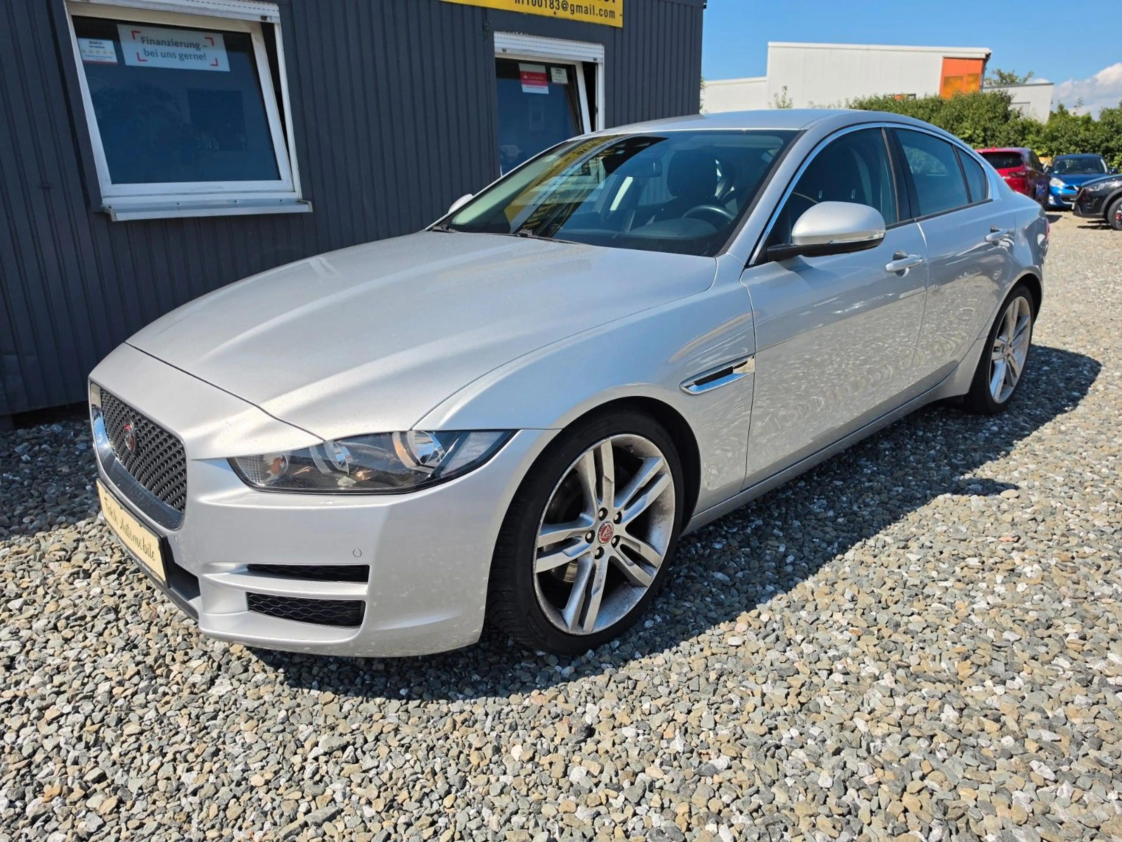 Jaguar XE Pure Automatik Navi Tempomat — photo 7
