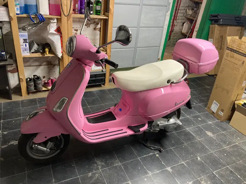 Vespa LX 125