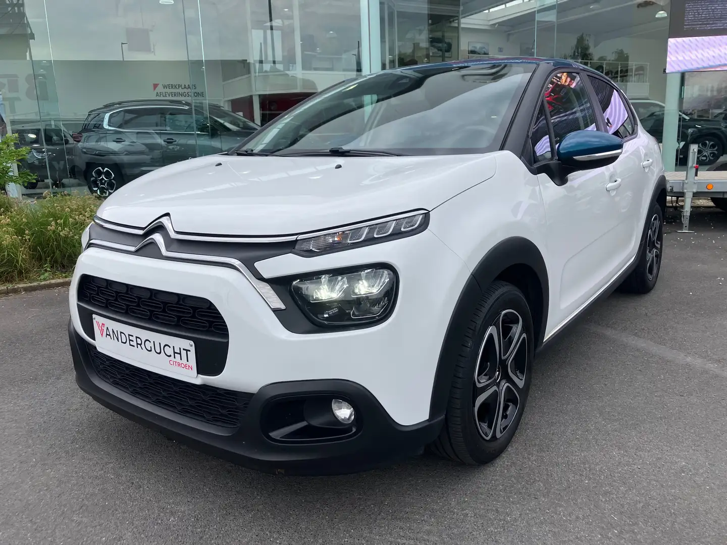 Citroen C3 1.2i PureTech Feel S Wit - 1