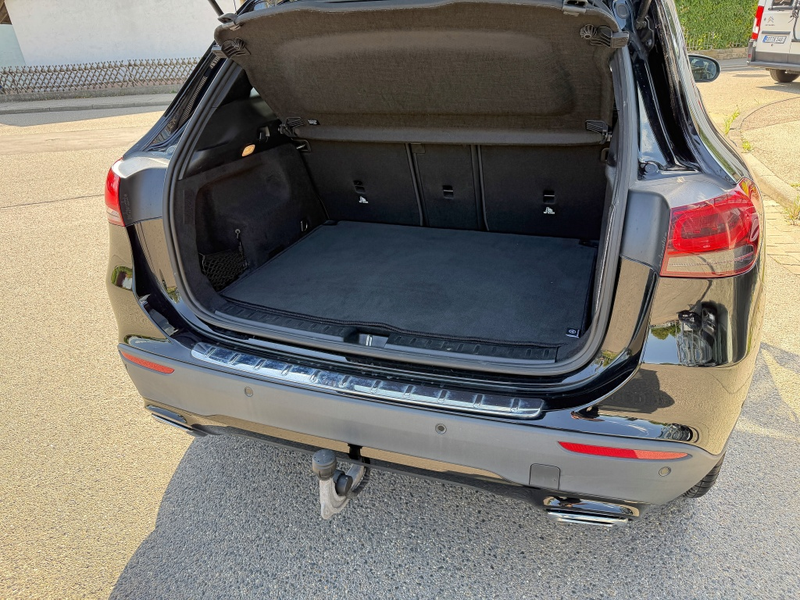 Mercedes-Benz GLA 200 d Progressive NightP AHK LenkH Kamera — photo 16