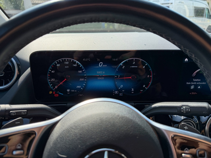 Mercedes-Benz GLA 200 d Progressive NightP AHK LenkH Kamera — photo 9