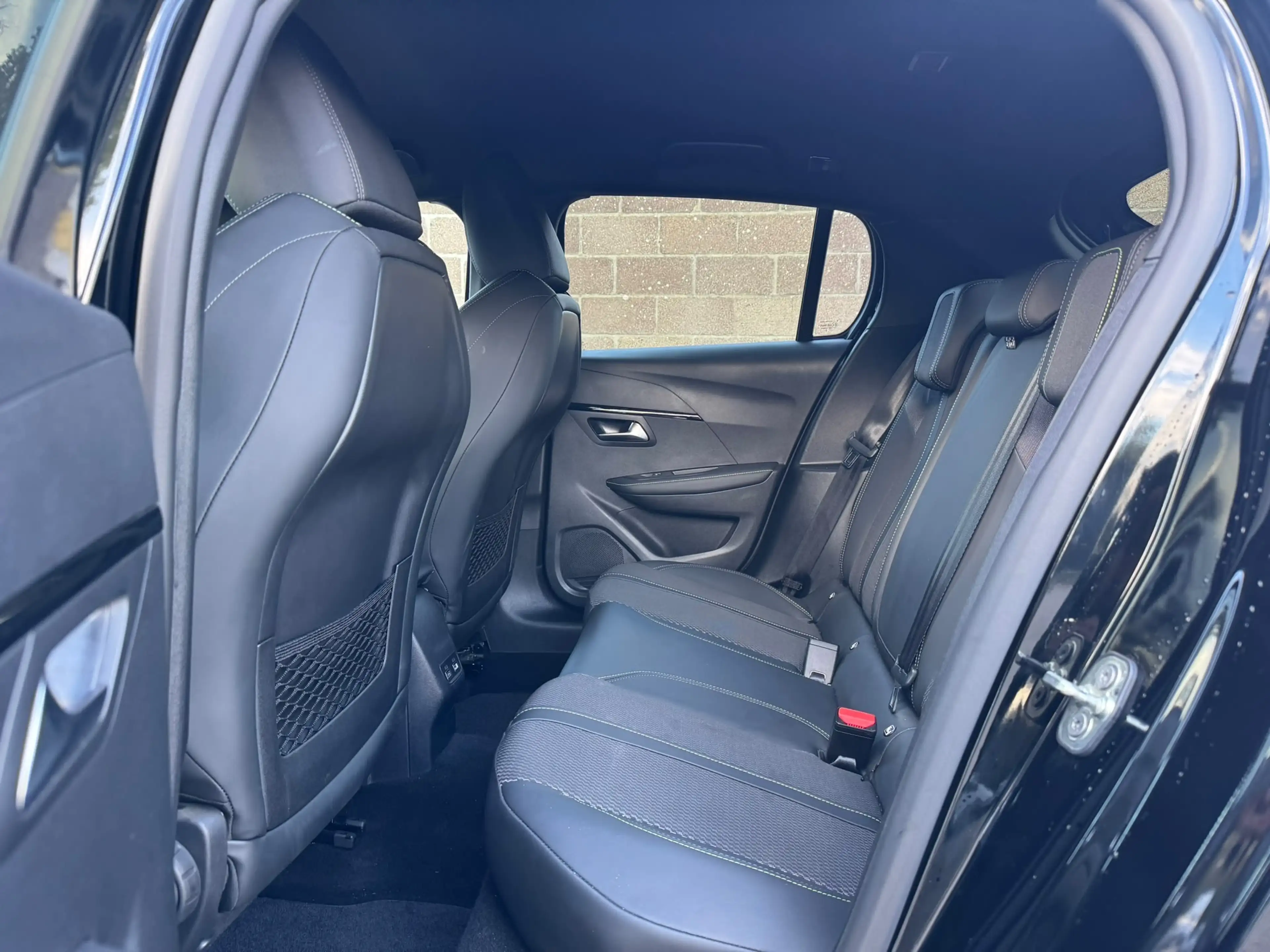 Peugeot 208 208 1.2i Hybrid GT 16000 km AUTOMAAT GARANTIE — photo 13