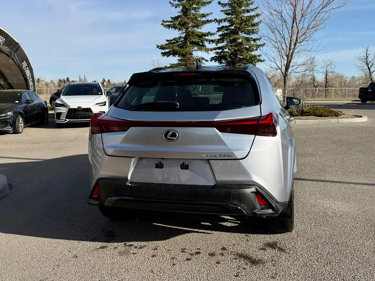 Lexus UX снимка Lexus UX