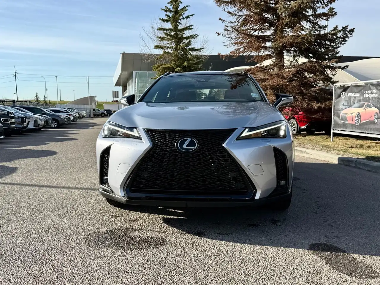 Lexus UX снимка Lexus UX