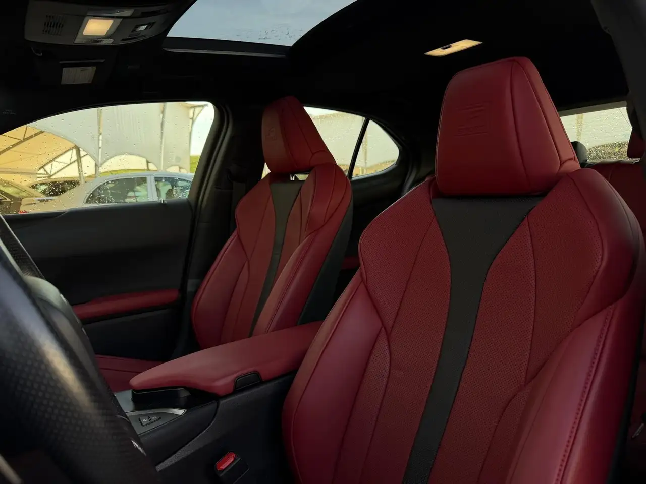 Lexus UX снимка Lexus UX