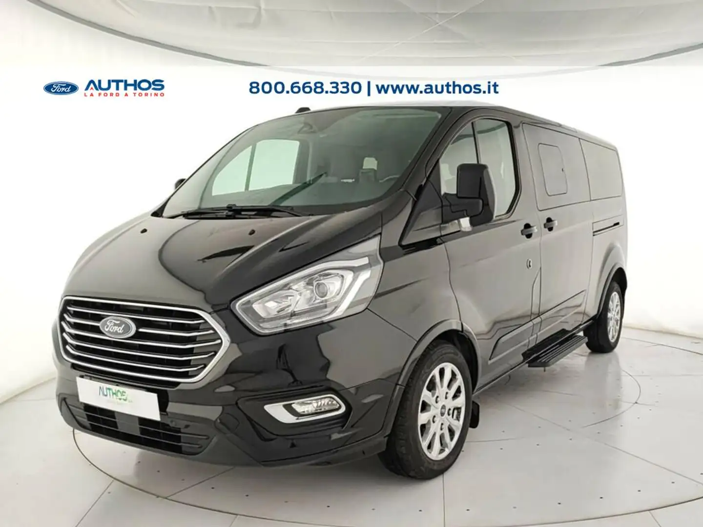 Ford Tourneo Custom 320 2.0 tdci 130cv Titanium L2H1 auto E6.2 Nero - 1