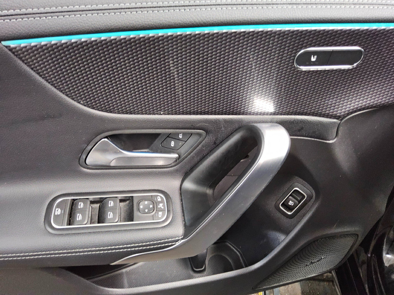 Mercedes-Benz CLA 220 SB d Progressive Night Navi LED Sound — photo 10