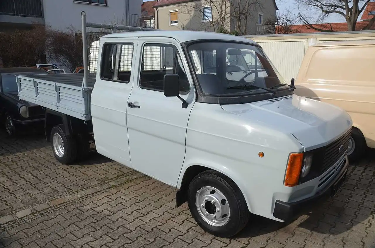 Ford Transit Doppelkabine 2,4D, Oldtimer, foto 3