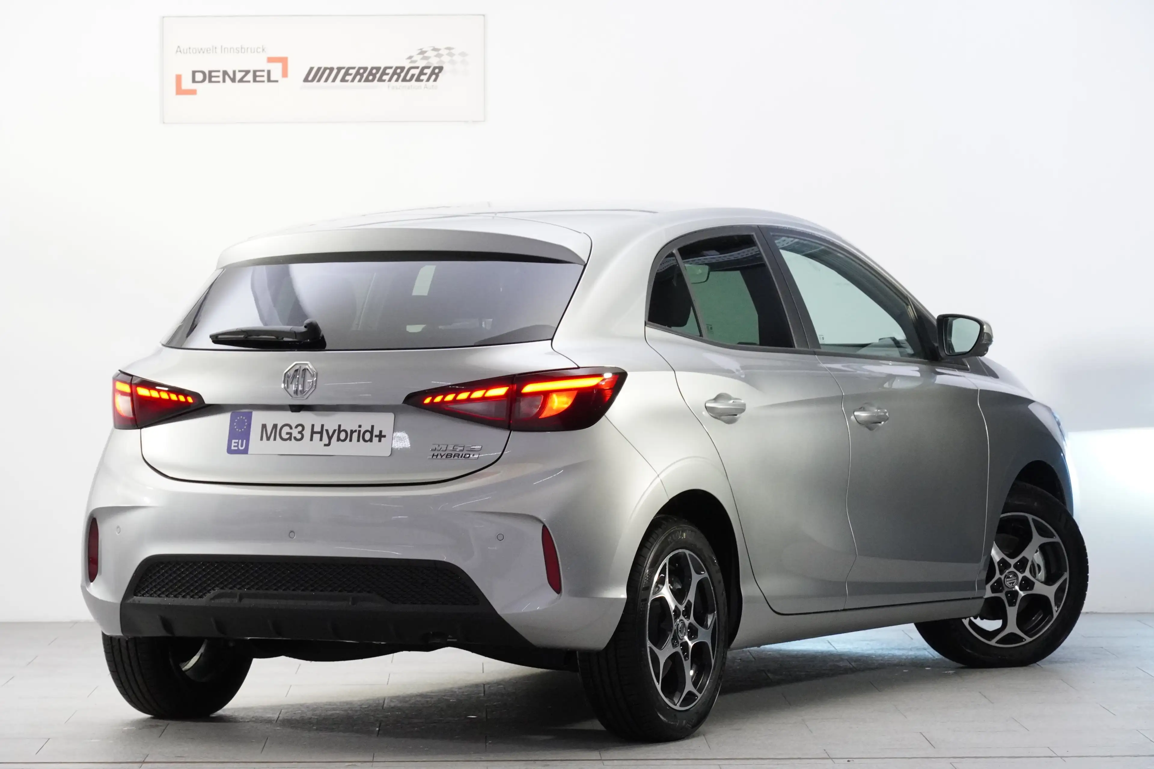 MG MG3 1,5 HEV Luxury MY26 — photo 3