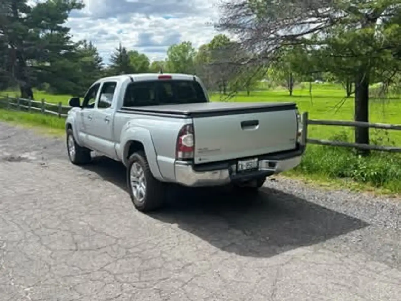 Toyota Tacoma снимка Toyota Tacoma