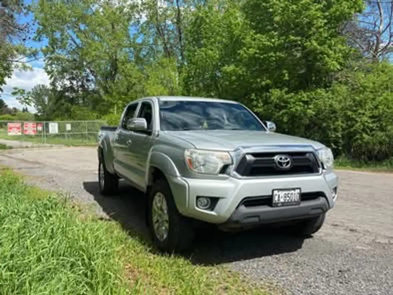 Toyota Tacoma снимка Toyota Tacoma