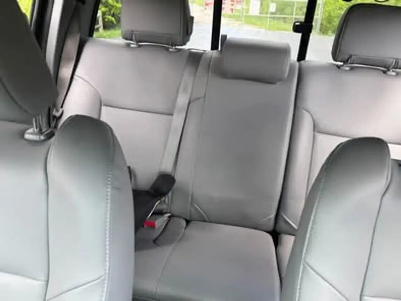 Toyota Tacoma снимка Toyota Tacoma