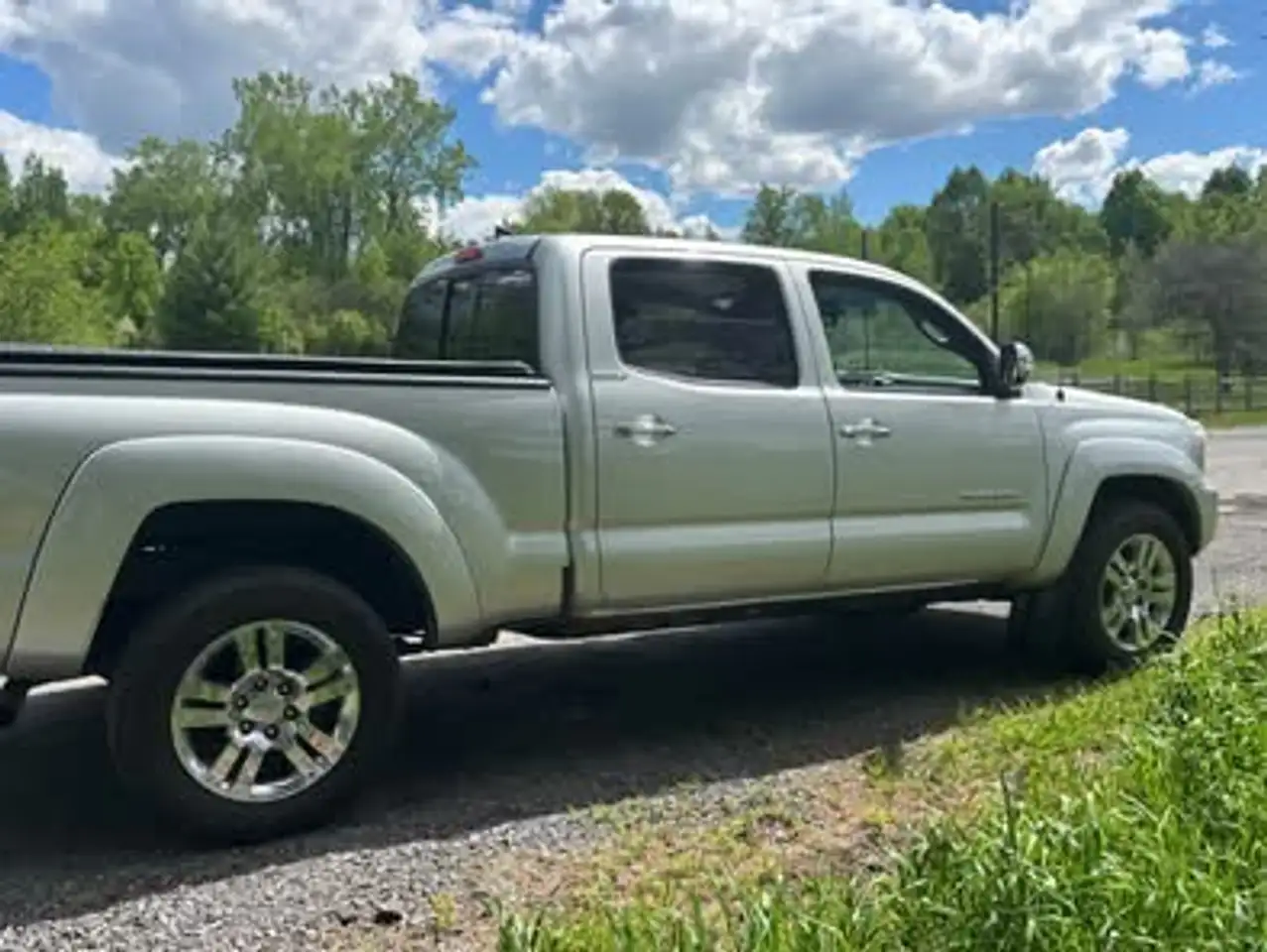 Toyota Tacoma снимка Toyota Tacoma