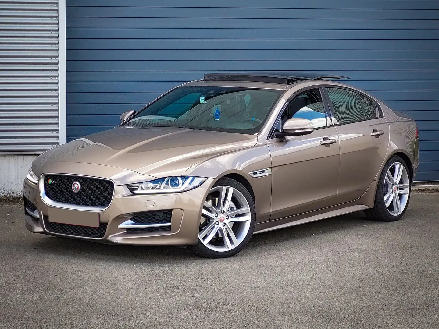 Jaguar XE 20d Aut. R-Sport - 1