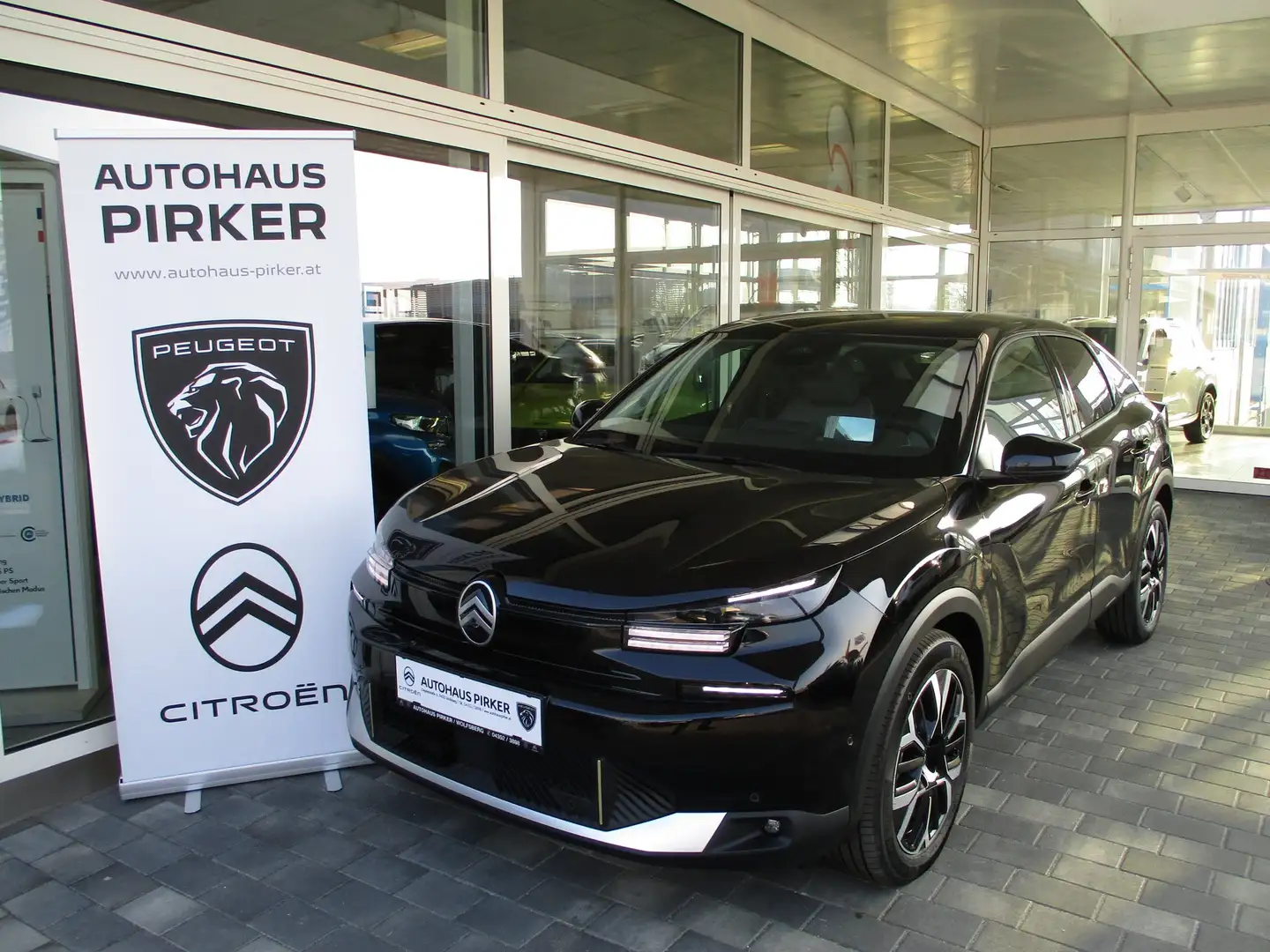 Citroen C4 Benzin 130PS Automatik Max Schwarz - 1