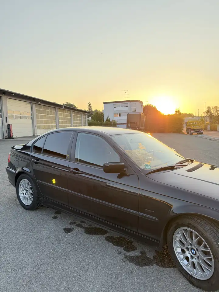 BMW 318i, foto 4