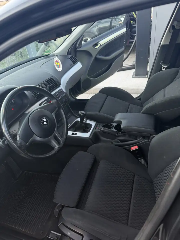 BMW 318i, foto 7