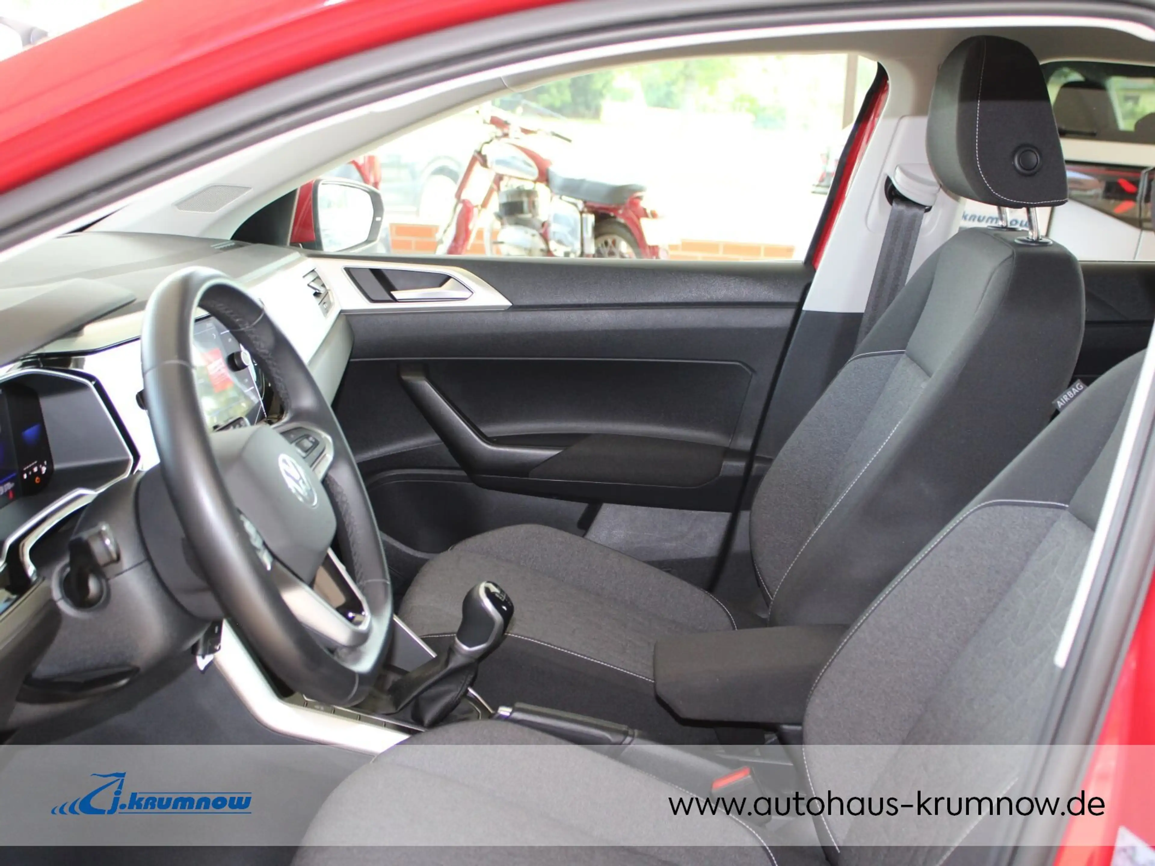 Volkswagen Polo Move 1.0 TSI OPF LED+App-connect+DAB Klima/Park-Assist./Sitzhzg./MF-Lenkrad/BC/Tempomat/L-R Sensor/eFH. — photo 9