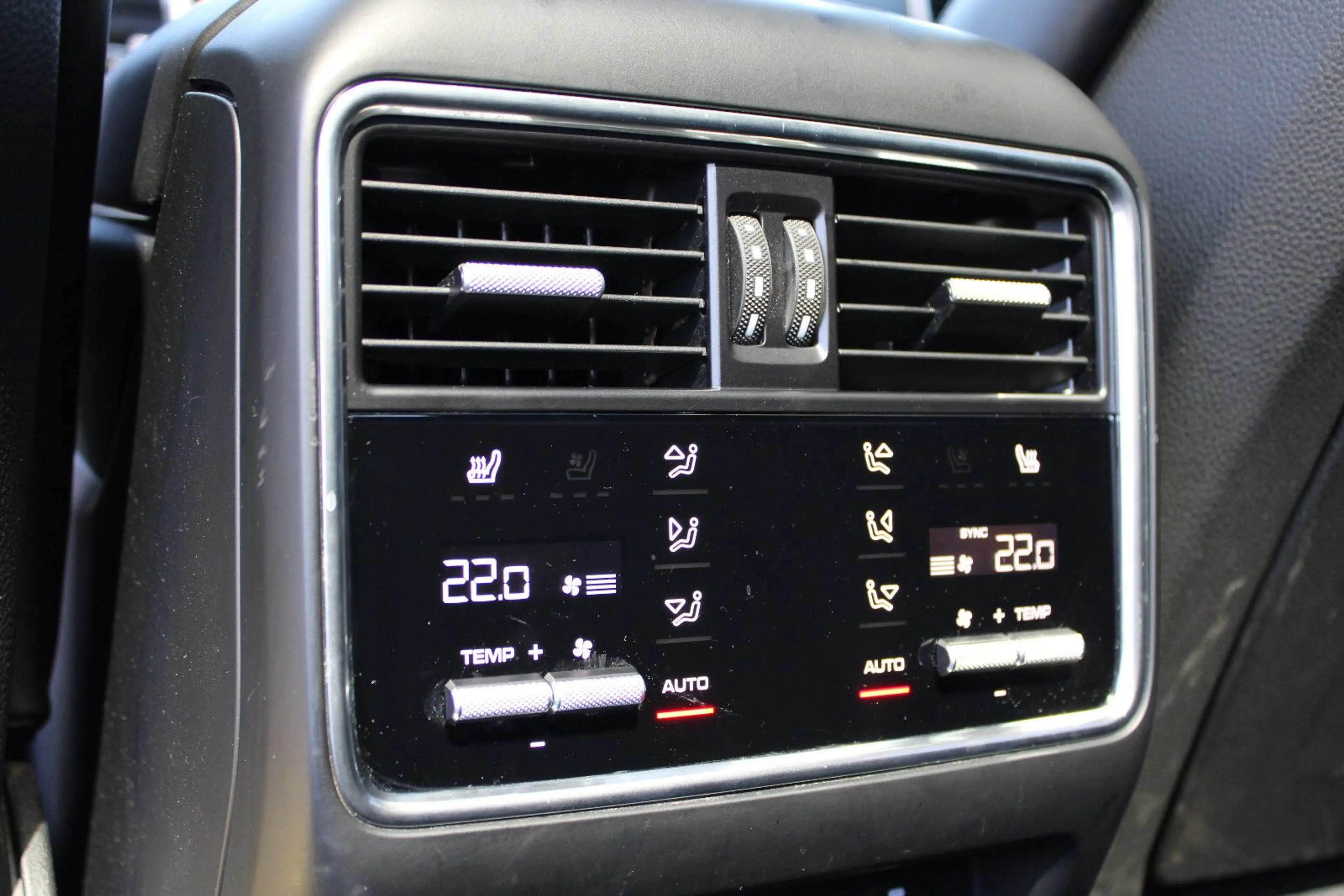 Porsche Cayenne Coupe Turbo S E-Hybrid*04/28 Approved*HA — photo 45