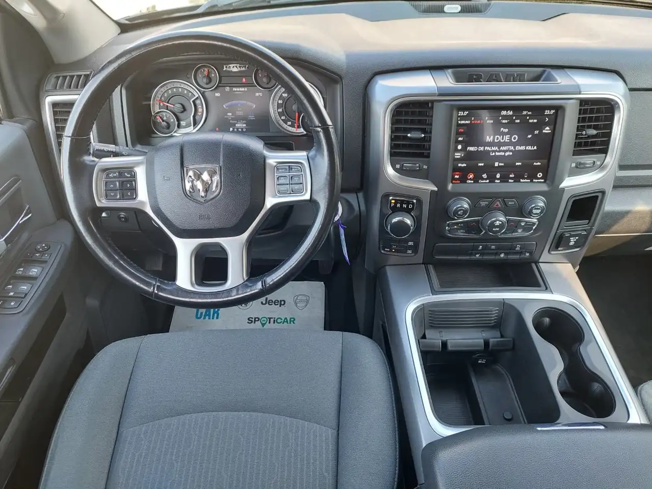 Dodge RAM 2022 — фото 10
