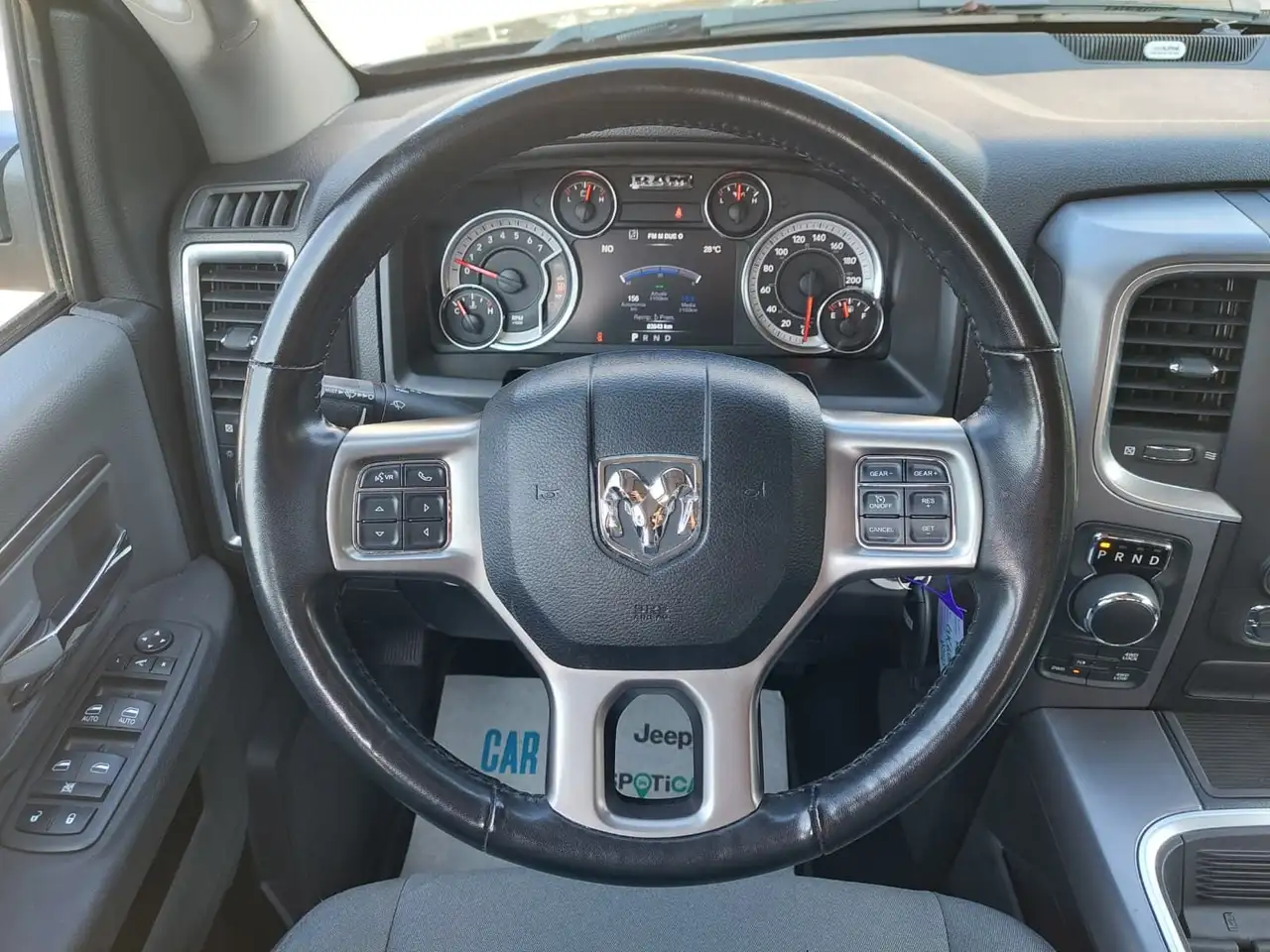 Dodge RAM 2022 — фото 11