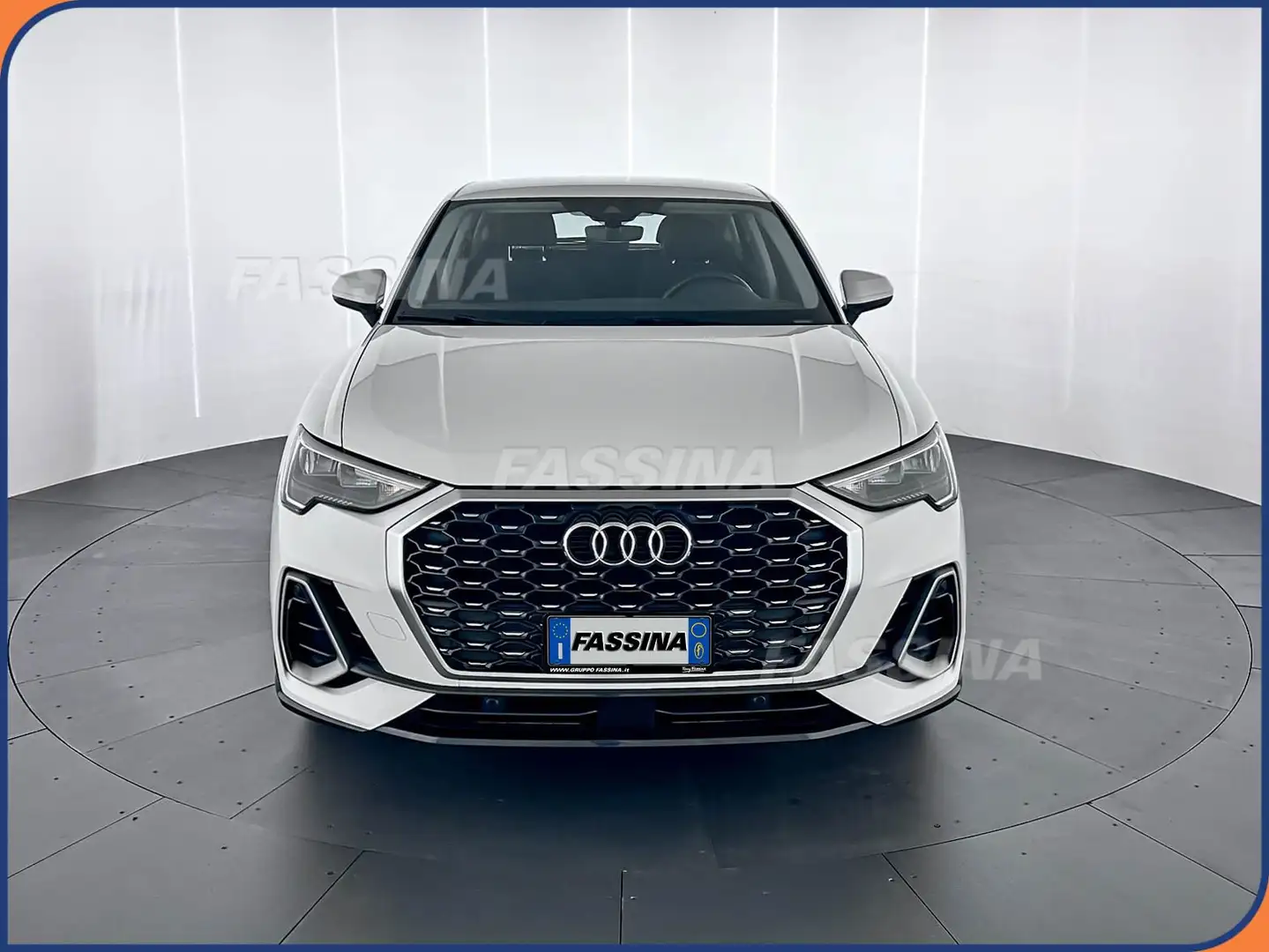 Audi Q3 SPB 35 TFSI S tronic S line edition Bianco - 2