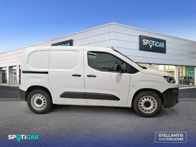 Citroen Berlingo view 4