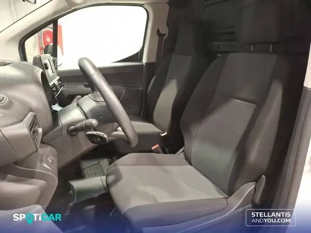 Citroen Berlingo view 9