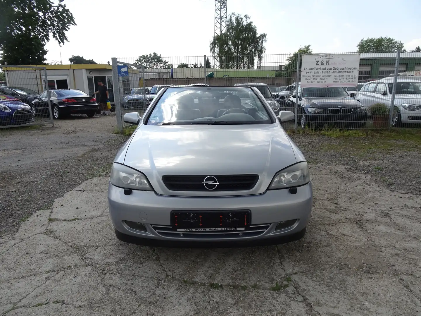 Opel Astra 2.2 16V Cabrio Automatik Vollleder Silber - 1