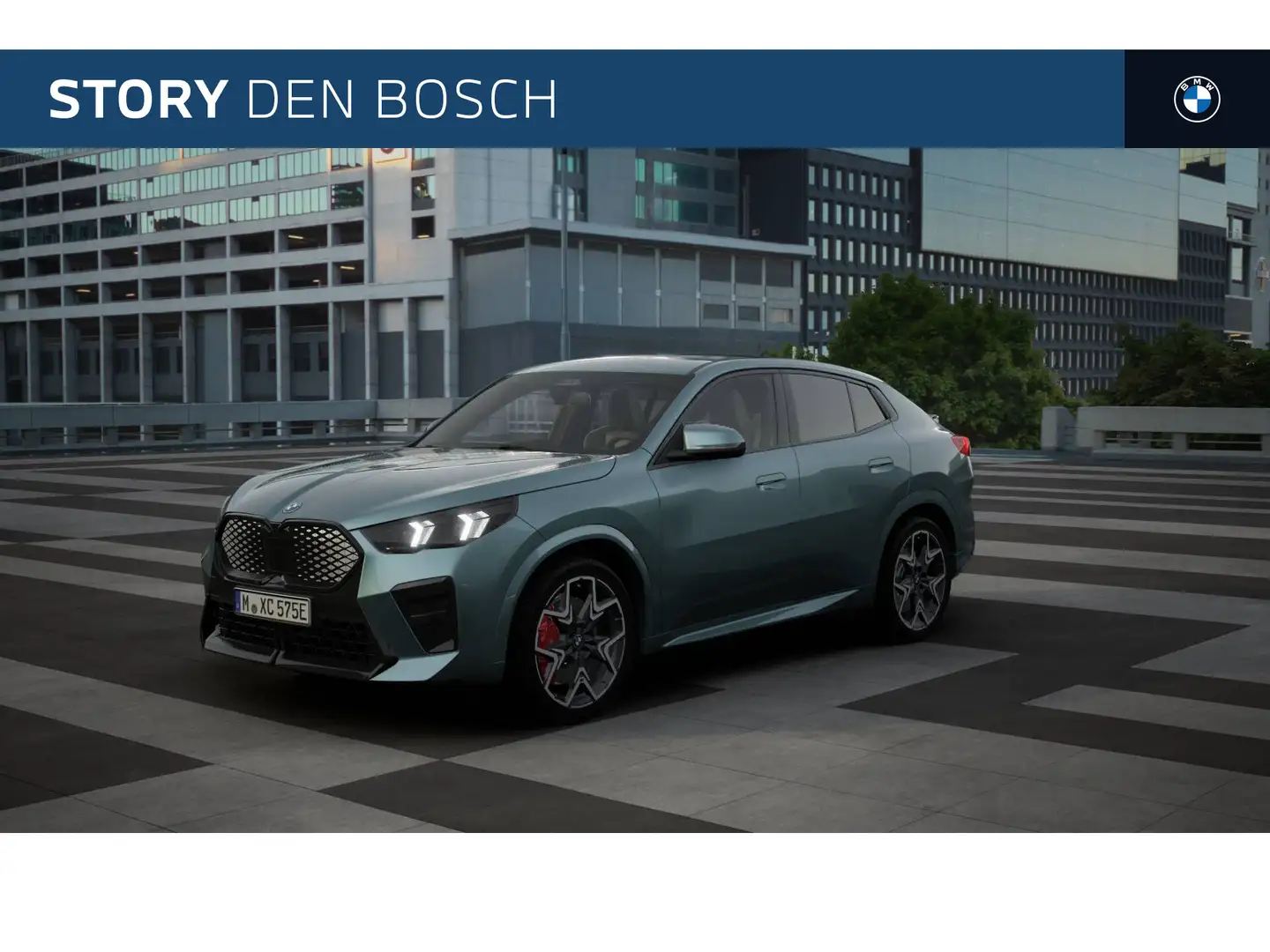 BMW iX2 eDrive20 M Sport / Trekhaak / Sportstoelen / Achte Verde - 1