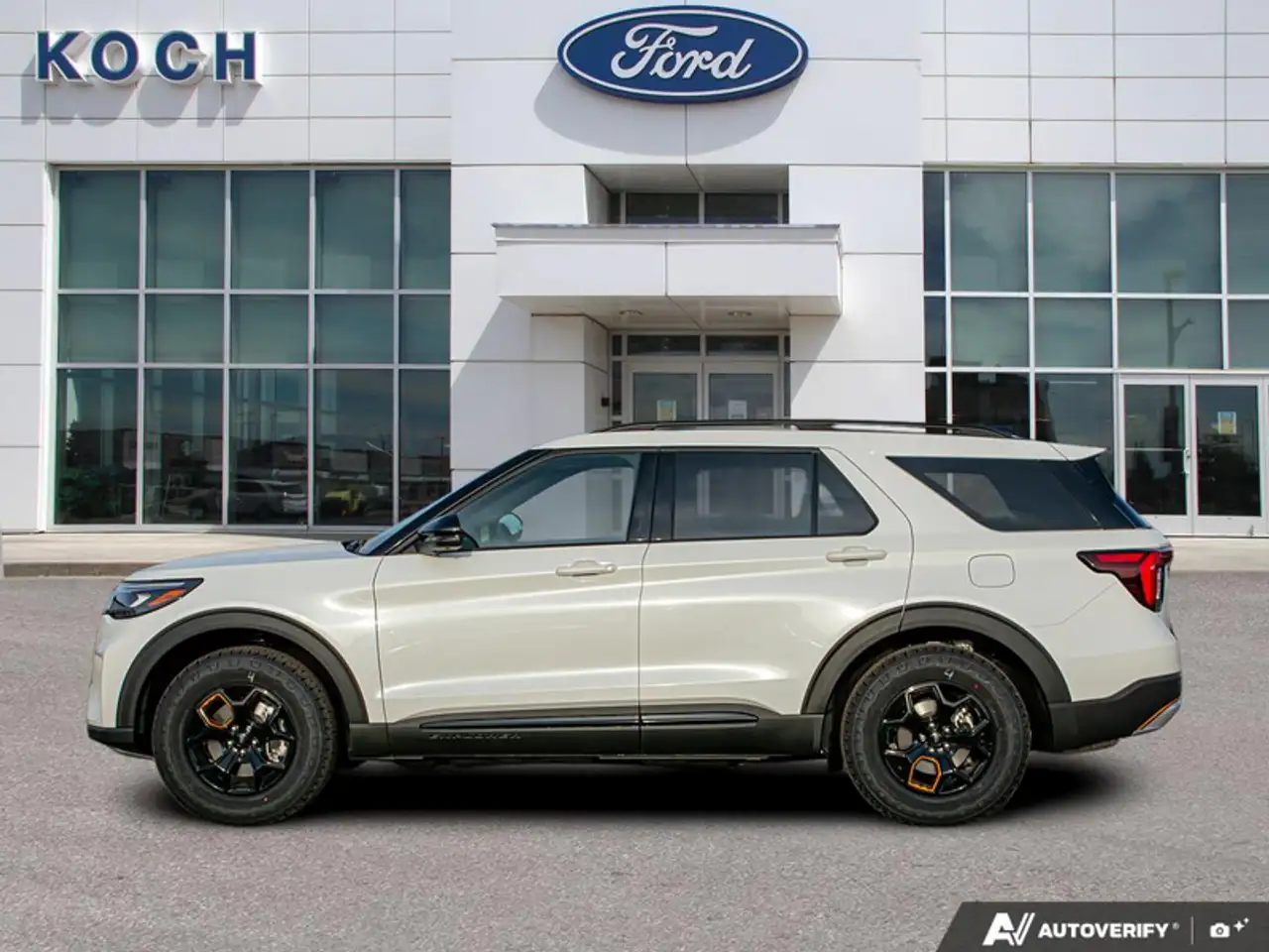 Ford Explorer снимка Ford Explorer