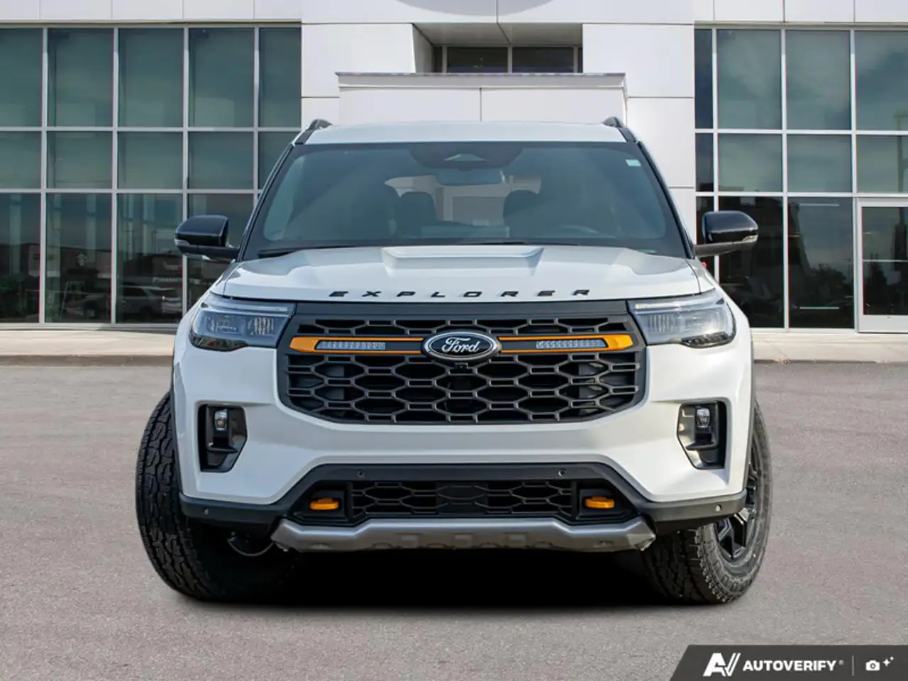 Ford Explorer снимка Ford Explorer