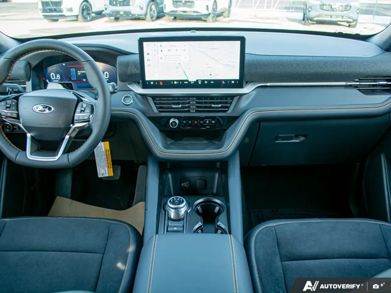 Ford Explorer снимка Ford Explorer