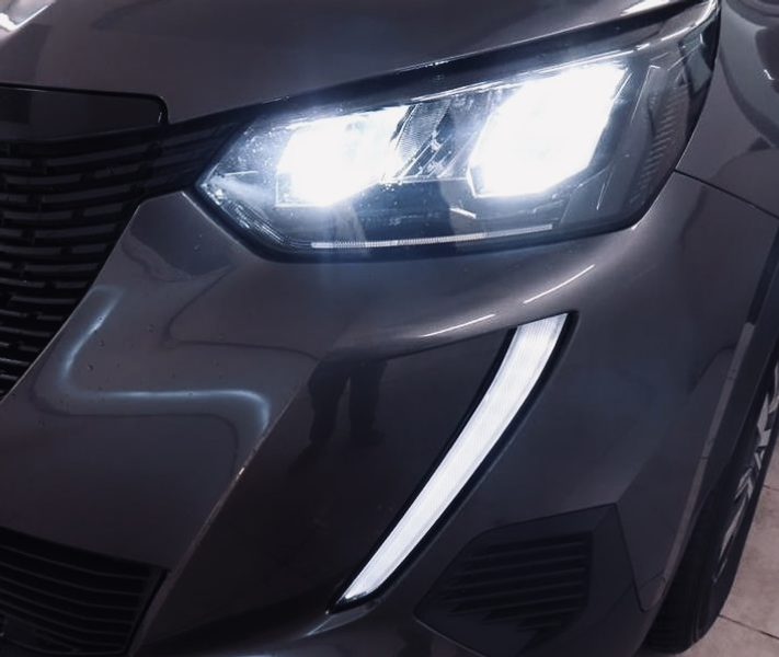 Peugeot 2008 1.2 Active Nieuwe Distributieriem en Onderhoudsbeu — photo 8