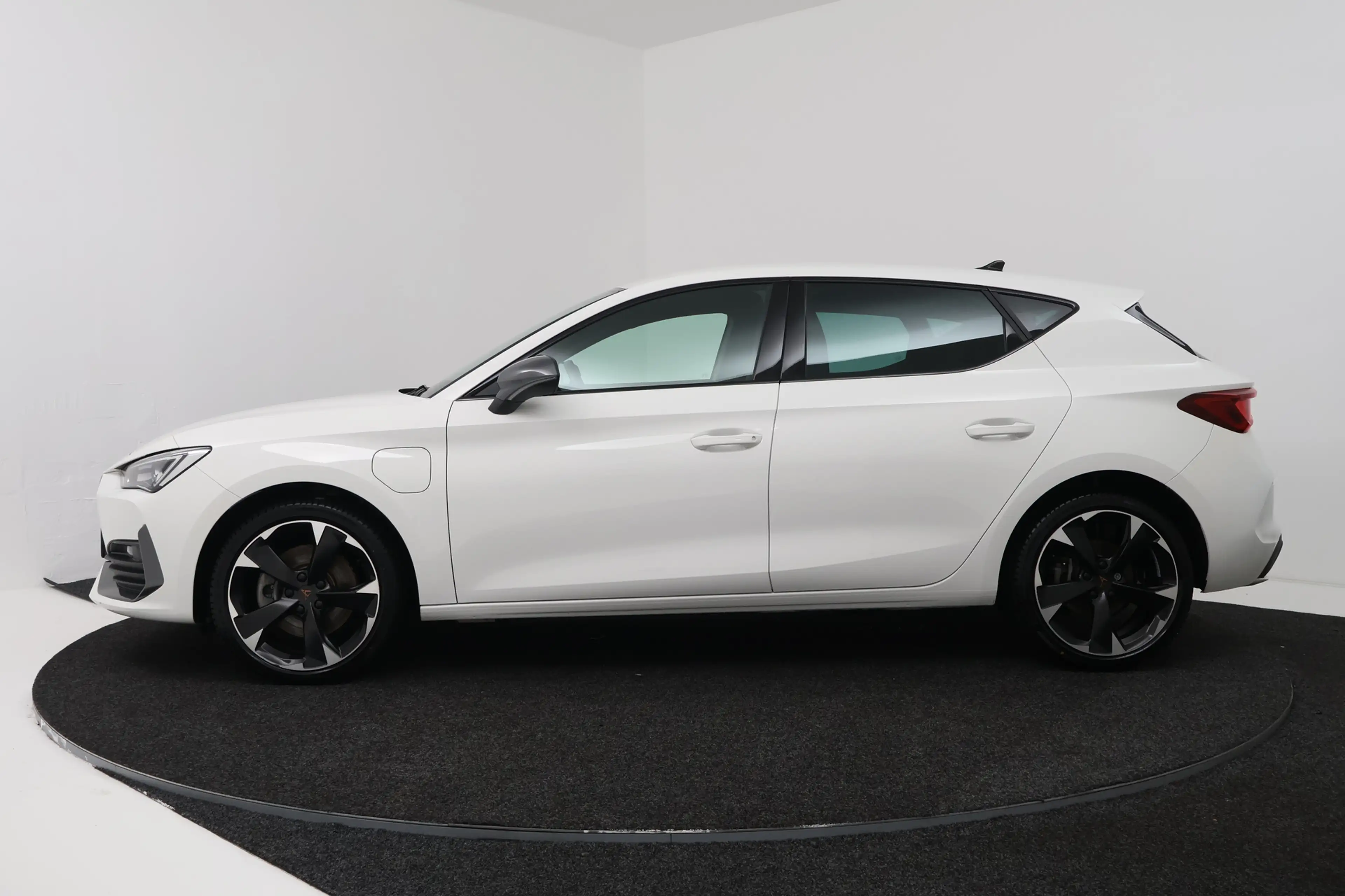 CUPRA Leon 1.4 e-Hybrid VZ 245 (STOELVERWARMING, STUURVERWARM — photo 2