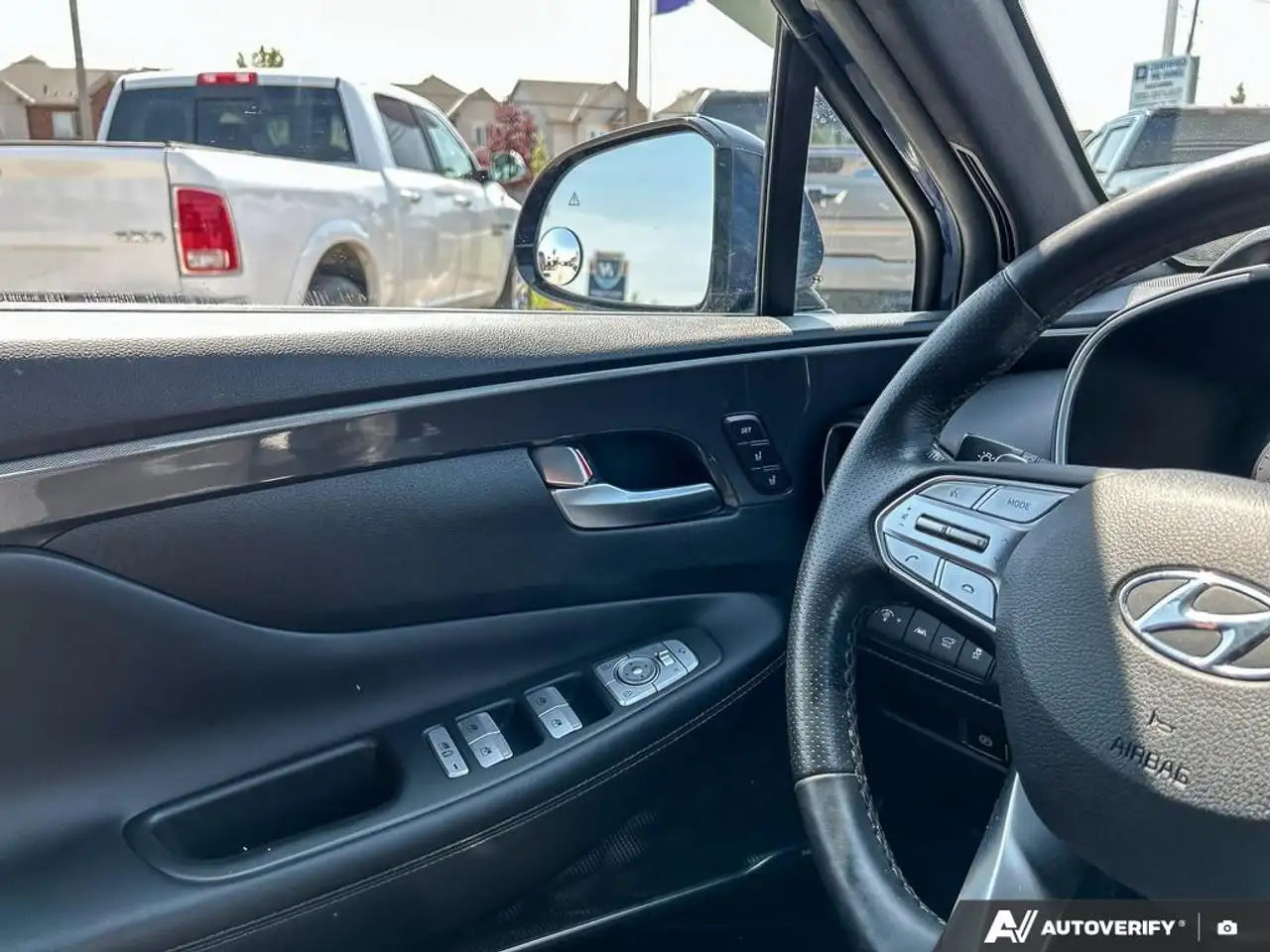 Hyundai SANTA FE снимка Hyundai SANTA FE