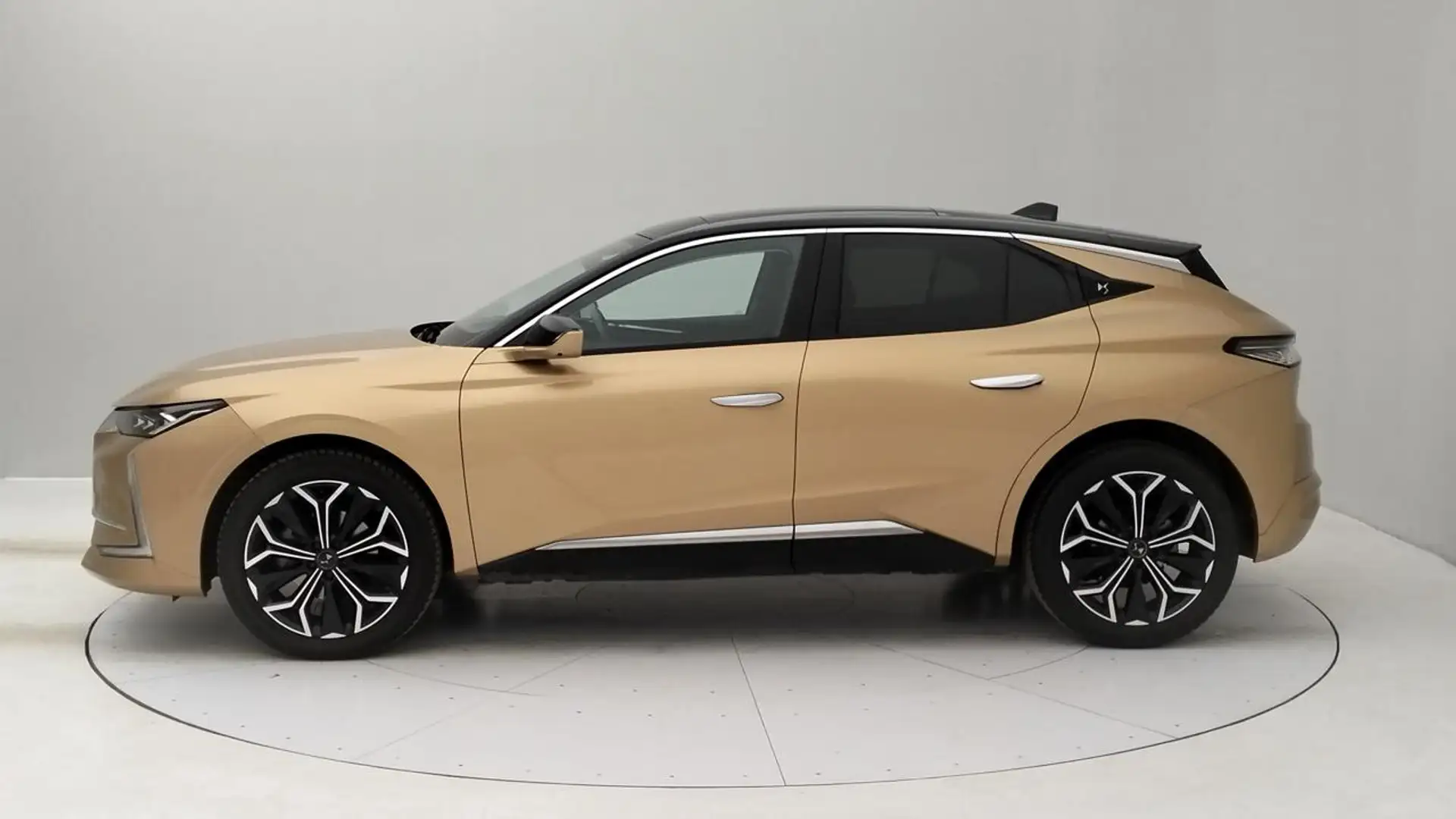 DS Automobiles DS 4 1.5 bluehdi Rivoli 130cv auto - 2