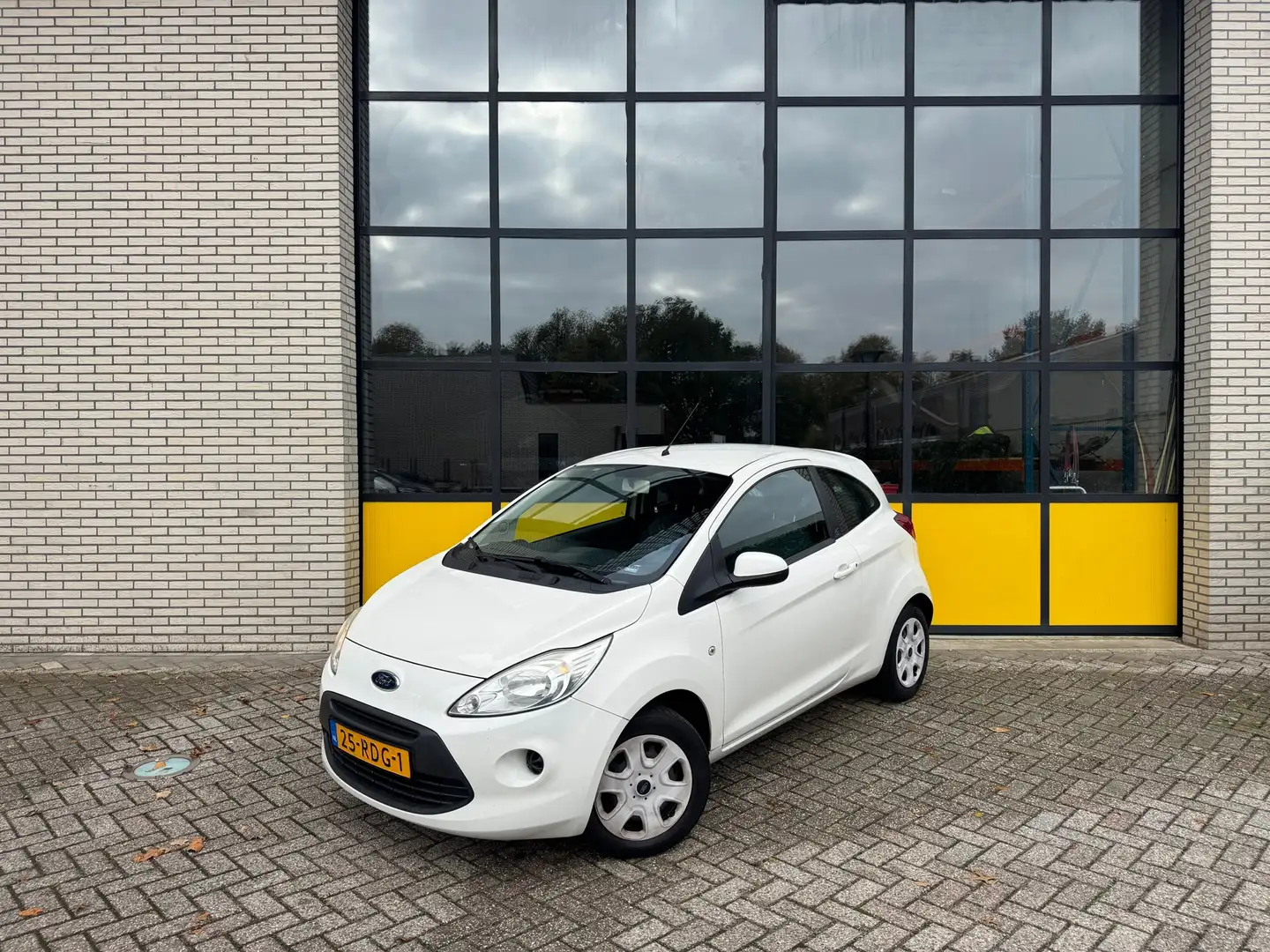 Ford Ka/Ka+ 1.2 Comfort start/stop, Airco Wit - 1