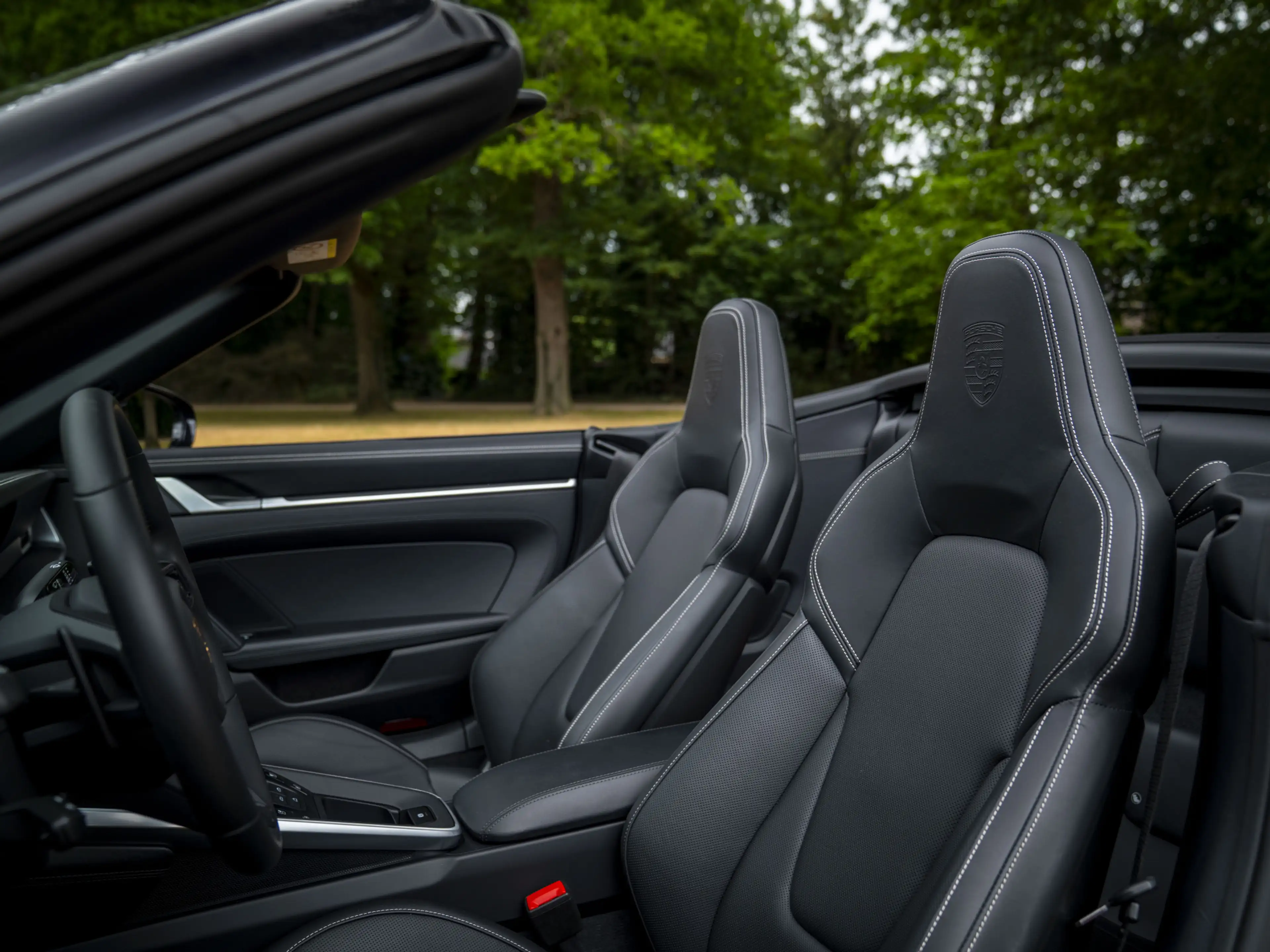 Porsche 992 992-2 Carrera SportDesign | Facelift MY25 | Stoelv — photo 8