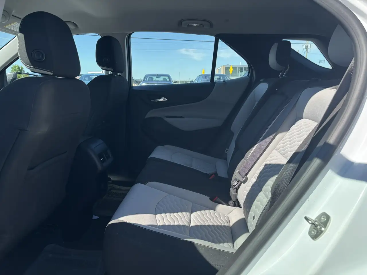 Chevrolet Equinox photo Chevrolet Equinox