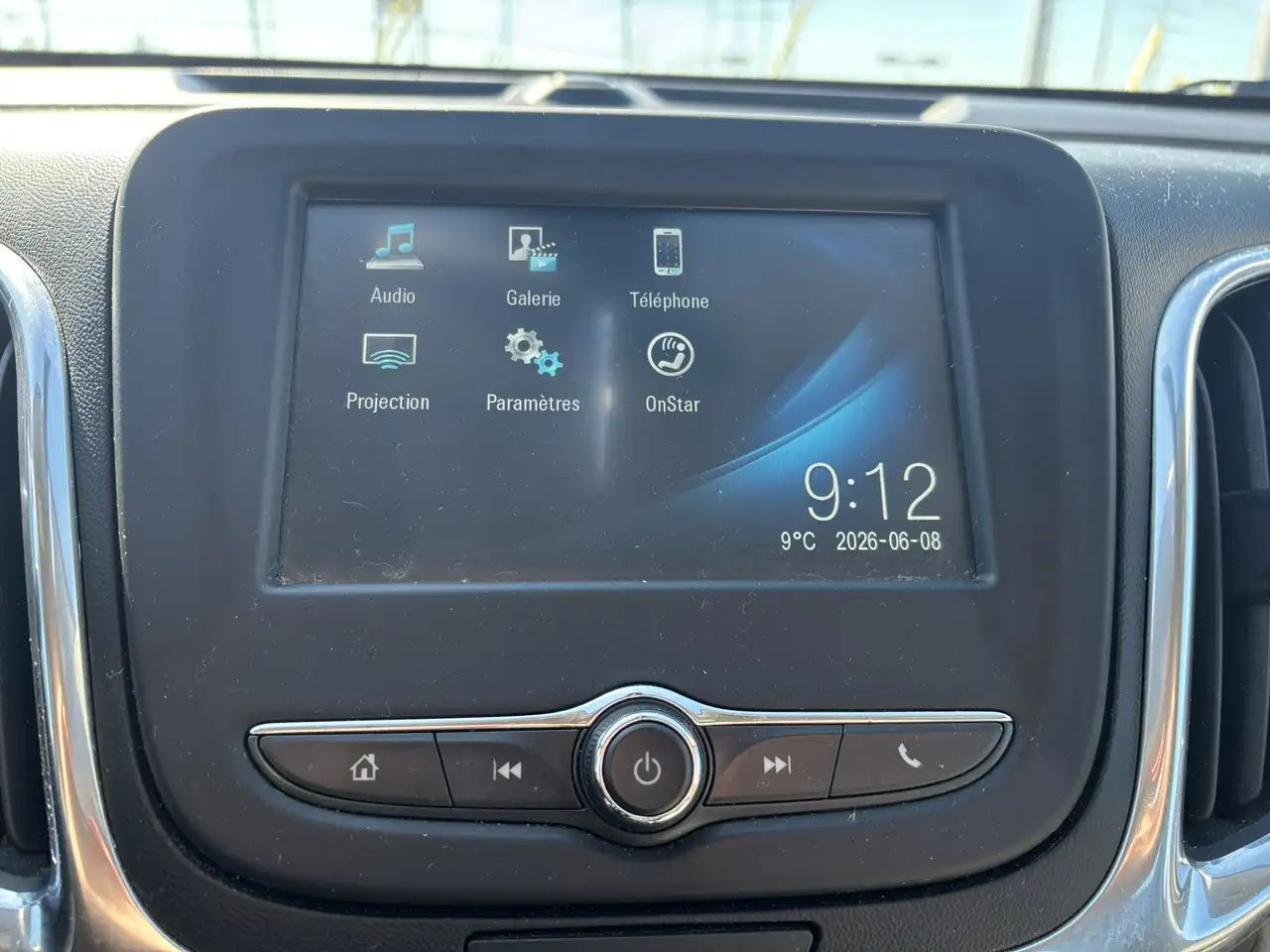 Chevrolet Equinox photo Chevrolet Equinox