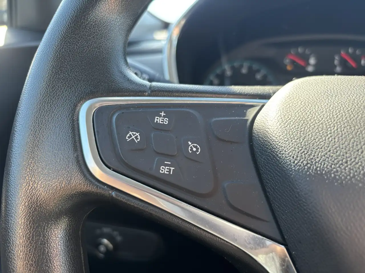 Chevrolet Equinox photo Chevrolet Equinox