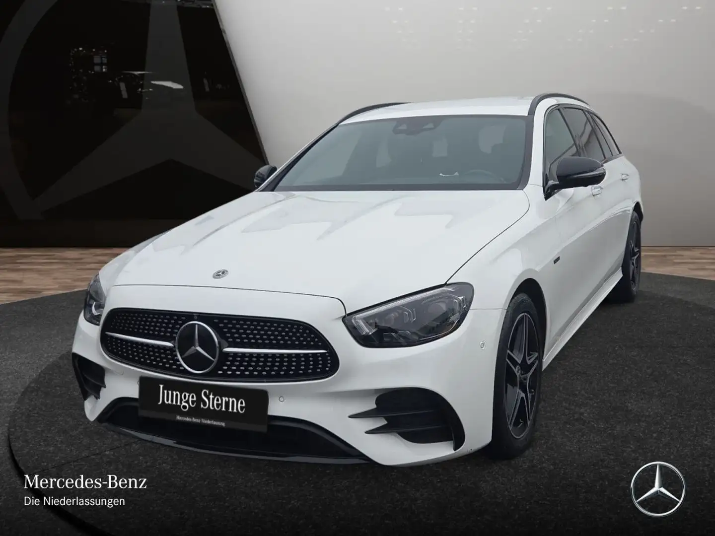 Mercedes-Benz E 300 de T AMG+NIGHT+360+AHK+MULTIBEAM+FAHRASS+HUD Weiß - 2