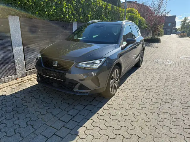 Seat Arona FR Kamera Navi AHK DSG LED Parklenkassiste
