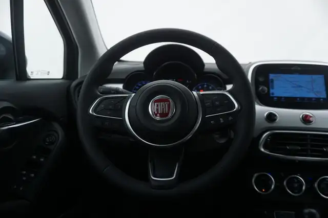 Fiat 500X view 11