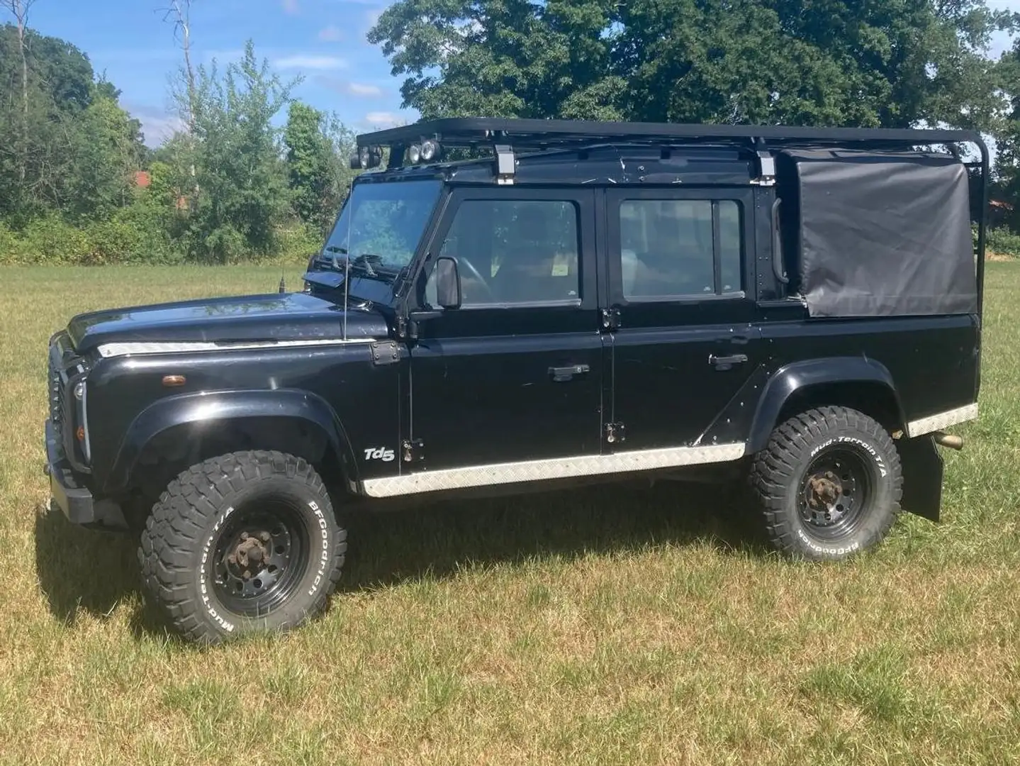 Land Rover Defender Defender 110 Td5 Schwarz - 1