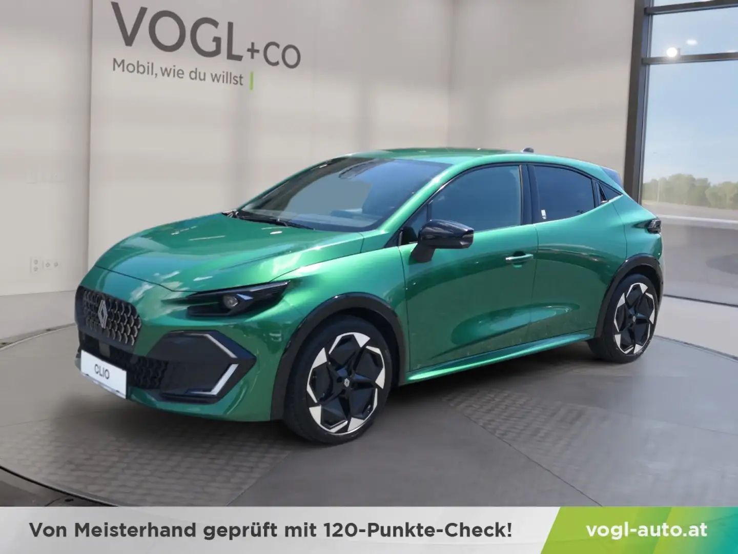 Renault Clio Techno TCe 115 Grün - 1