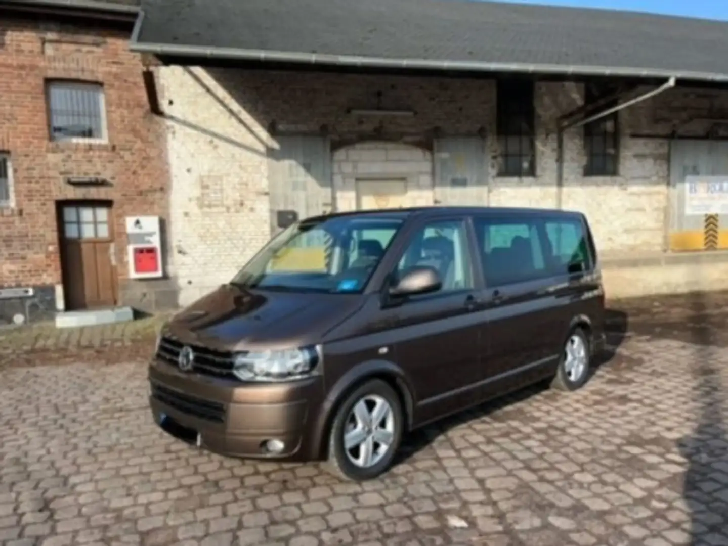 Volkswagen T5 Multivan Highline - 1